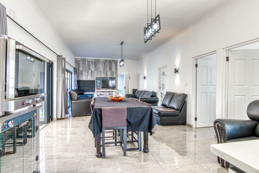 3 Bedroom Property for Sale in Fairview Golf Estate Western Cape